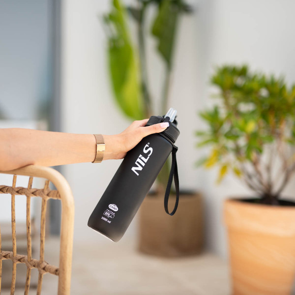 Butelka czarna tritanowa Nils Camp NCD68