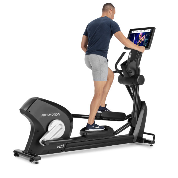 Rower eliptyczny FreeMotion E22.9