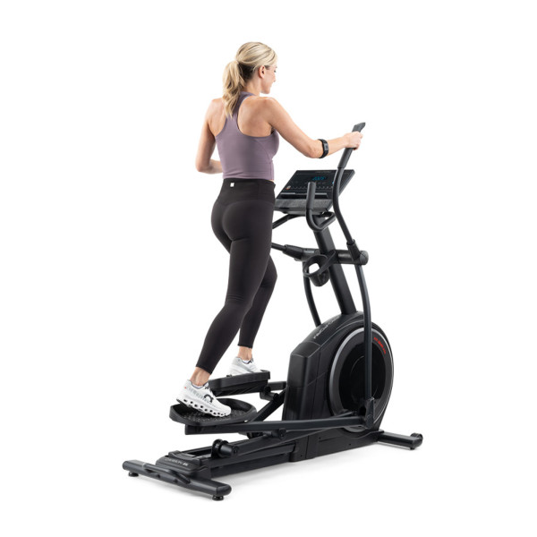 Rower eliptyczny Carbon EL Pro Form.